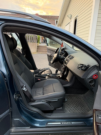Volvo V50 7 of 10
