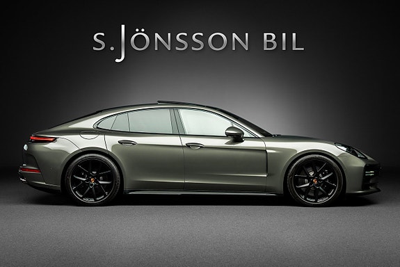 Porsche Panamera 4S 3 of 5
