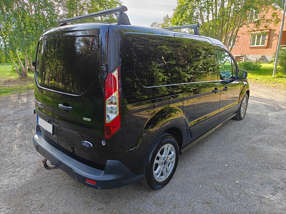 Ford Transit Connect 3 of 5