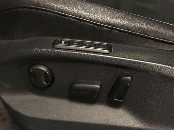 Volkswagen Tiguan 9 of 27