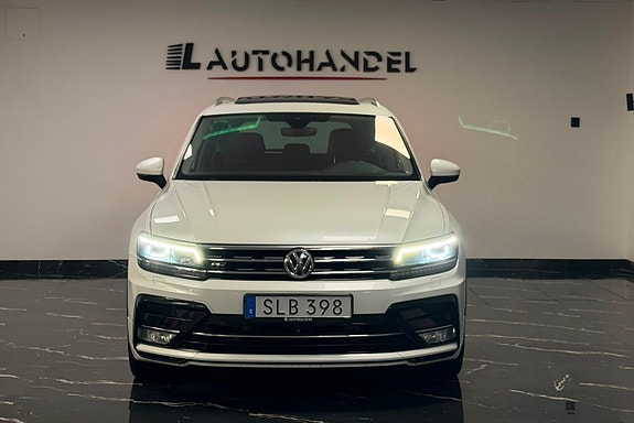 Volkswagen Tiguan 2 of 5