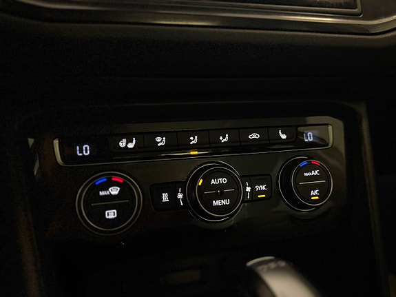 Volkswagen Tiguan 25 of 27