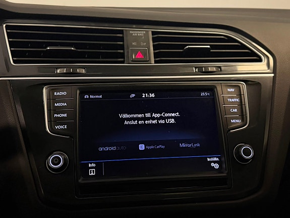 Volkswagen Tiguan 12 of 27