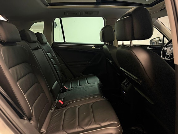 Volkswagen Tiguan 18 of 27