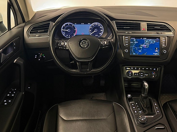 Volkswagen Tiguan 16 of 27
