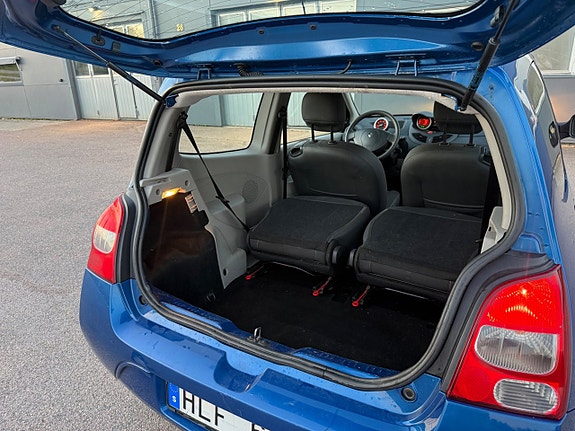 Renault Twingo 29 of 29
