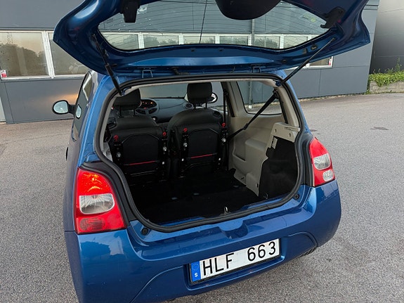 Renault Twingo 26 of 29