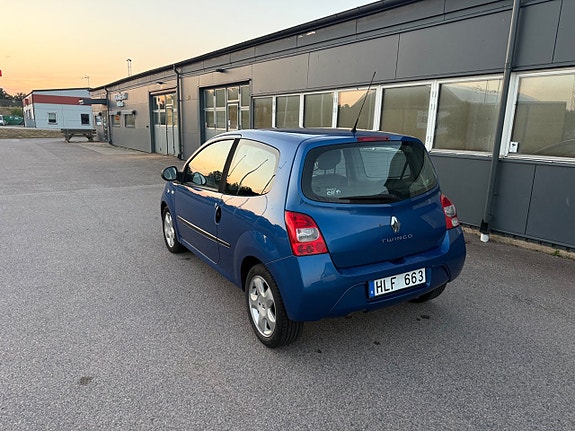 Renault Twingo 11 of 29