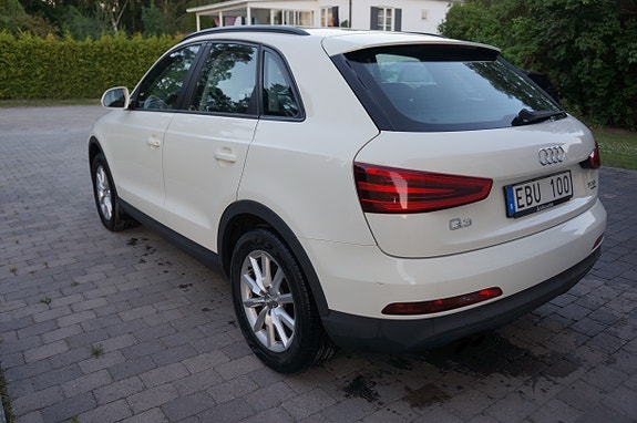 Audi Q3 4 of 5