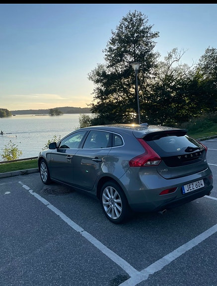 Volvo V40 5 of 8