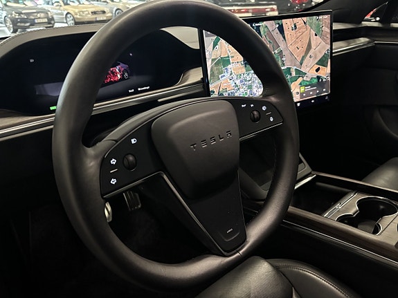 Tesla Model S 7 of 12