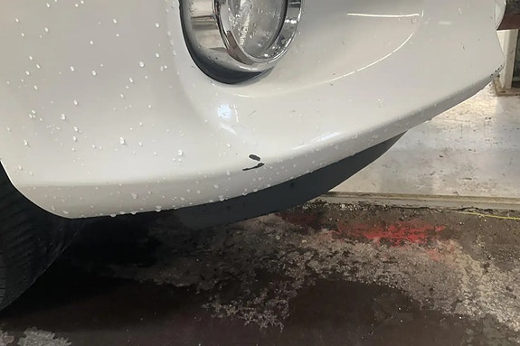 Toyota Yaris 15 of 17