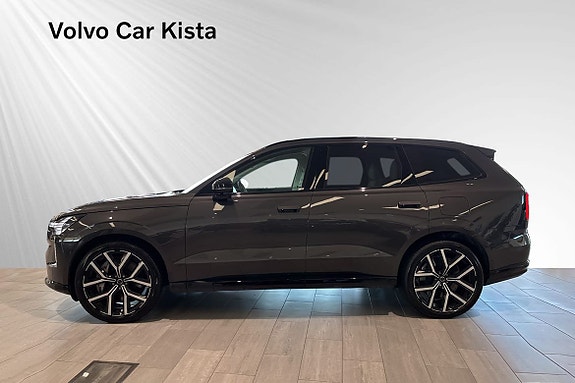 Volvo EX90 3 of 5