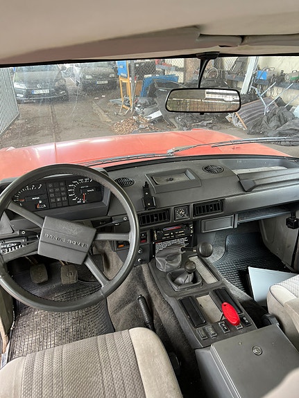 Land Rover Range Rover 11 of 15