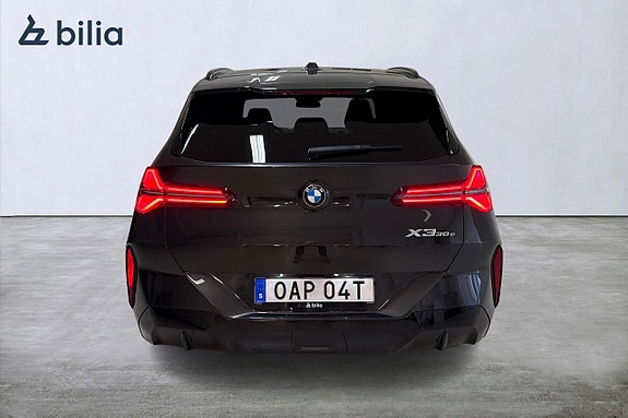 BMW X3 4 of 5
