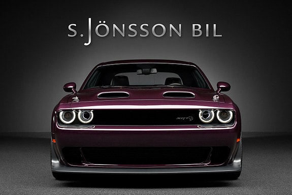 Dodge Challenger 5 of 5