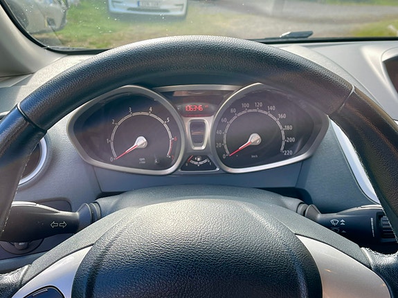 Ford Fiesta 8 of 8