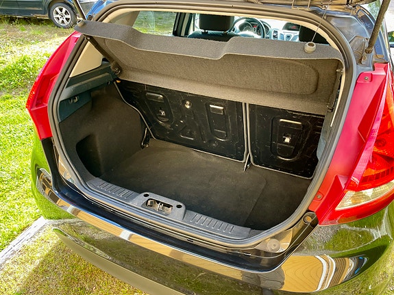 Ford Fiesta 5 of 5