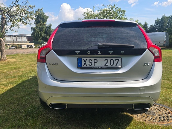 Volvo V60 9 of 20
