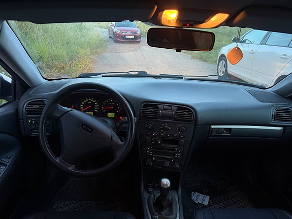 Volvo V40 6 of 6