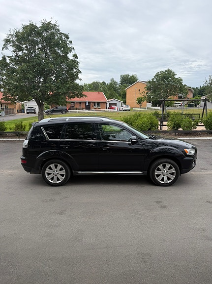 Mitsubishi Outlander 5 of 9