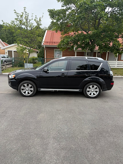Mitsubishi Outlander 6 of 9