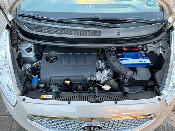 Kia Venga 8 of 12