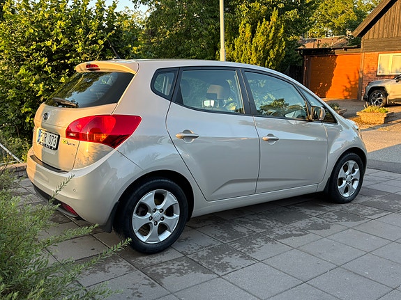 Kia Venga 3 of 5