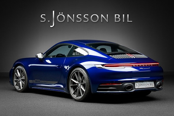 Porsche 911 2 of 5