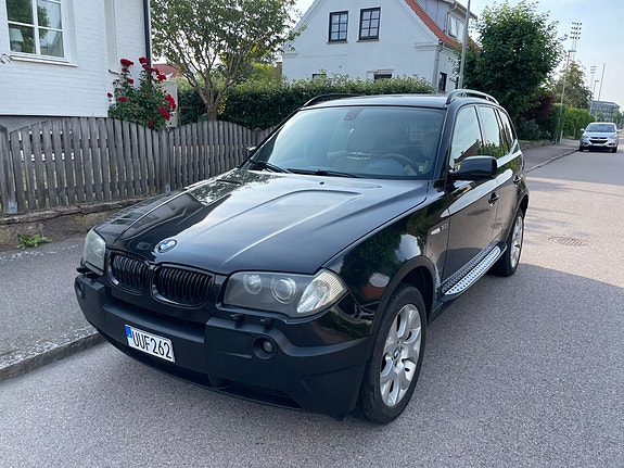 BMW X3 2 of 13