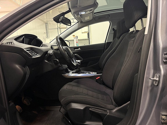 Peugeot 308 6 of 26
