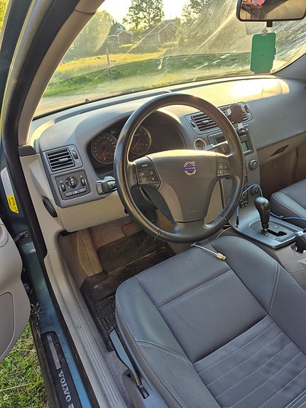 Volvo V50 5 of 10
