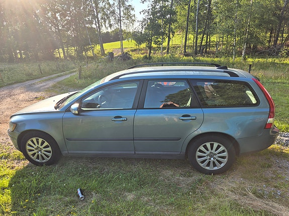 Volvo V50 4 of 10