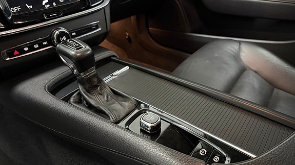 Volvo V90 17 of 24
