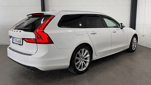 Volvo V90 12 of 24