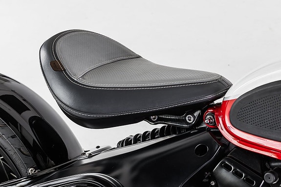 Jawa 42 BOBBER 3 of 8