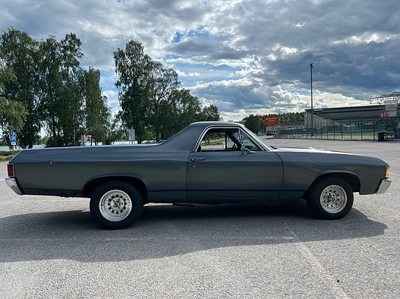 Chevrolet El Camino 4 of 5