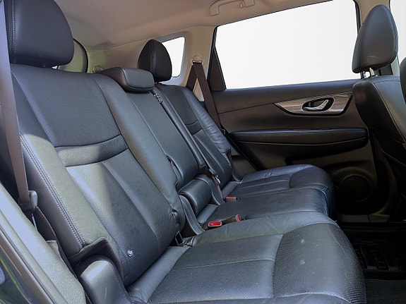 Nissan X-Trail 14 of 30