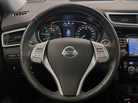 Nissan X-Trail 15 of 30