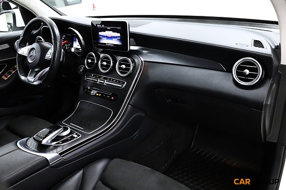 Mercedes-Benz GLC220 d 11 of 24