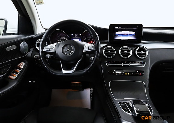 Mercedes-Benz GLC220 d 10 of 24