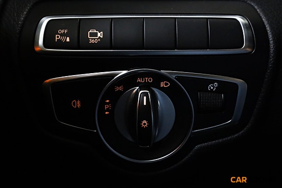 Mercedes-Benz GLC220 d 22 of 24