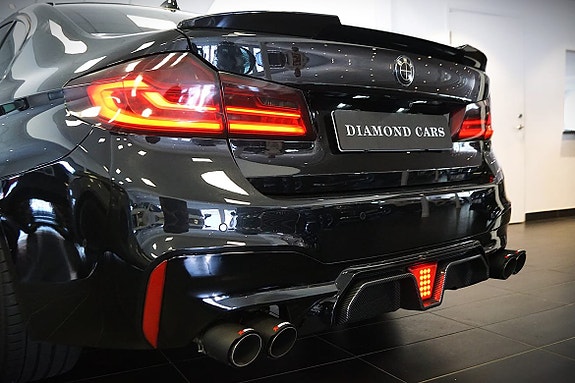 BMW 540i 4 of 5