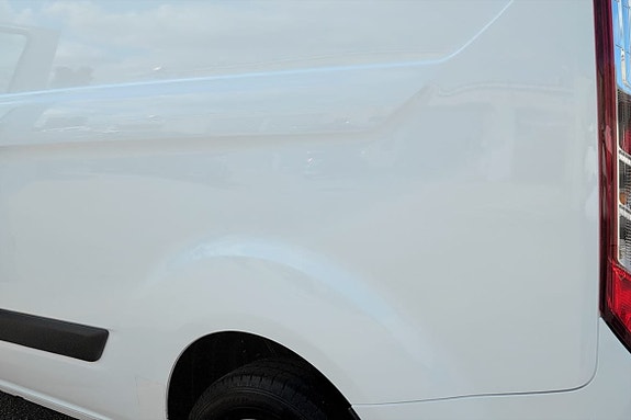 Ford Transit Custom 7 of 7