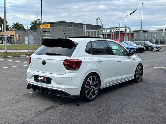 Volkswagen Polo 5 of 24