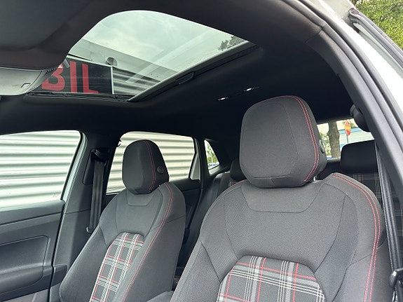 Volkswagen Polo 12 of 24