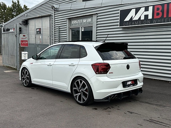 Volkswagen Polo 3 of 24
