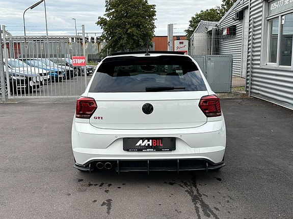Volkswagen Polo 4 of 24