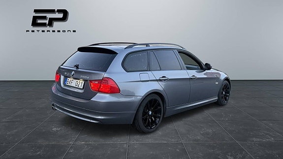 BMW 320d 5 of 11