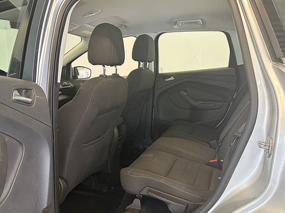 Ford Kuga 8 of 16